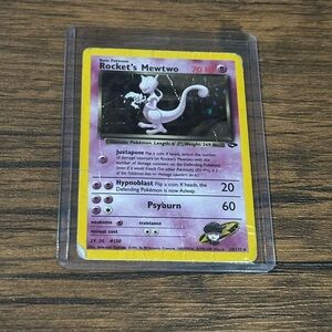 Rocket's Mewtwo Pokémon Card